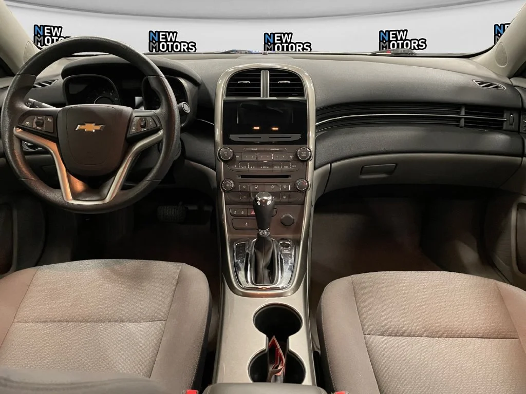 Used 2013 Champagne Silver Chevrolet LS image 10