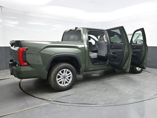 Used 2022 Green Toyota SR5 image 44