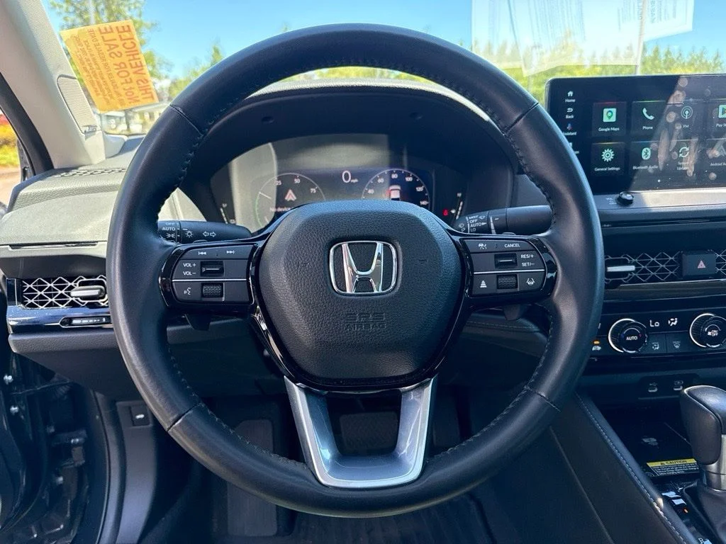 Used 2023 Canyon River Blue Metallic Honda Touring image 10