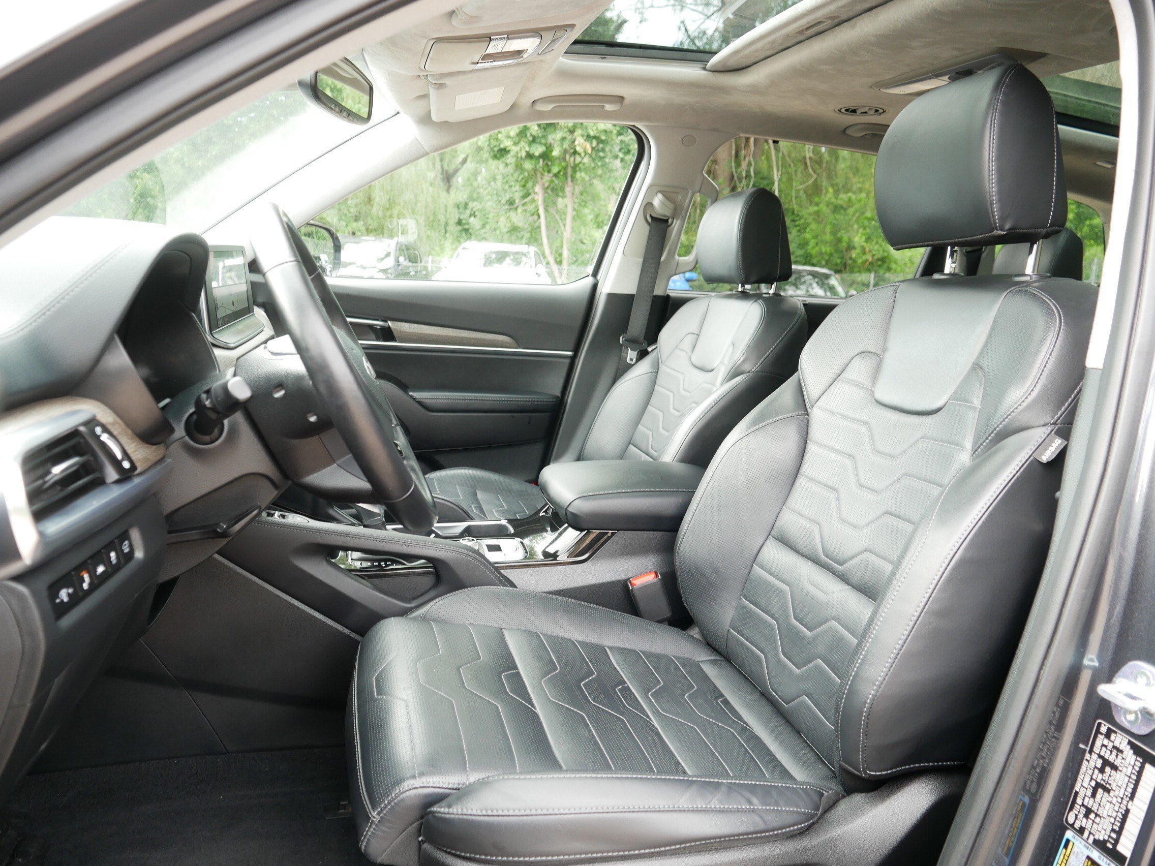 Certified Used 2021 Gravity Grey Kia SX image 35