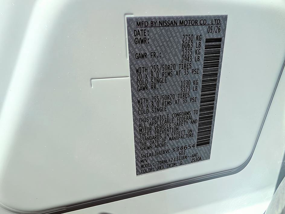 New 2027 2T RAD WHT INFINITI AUTOGRAPH image 26