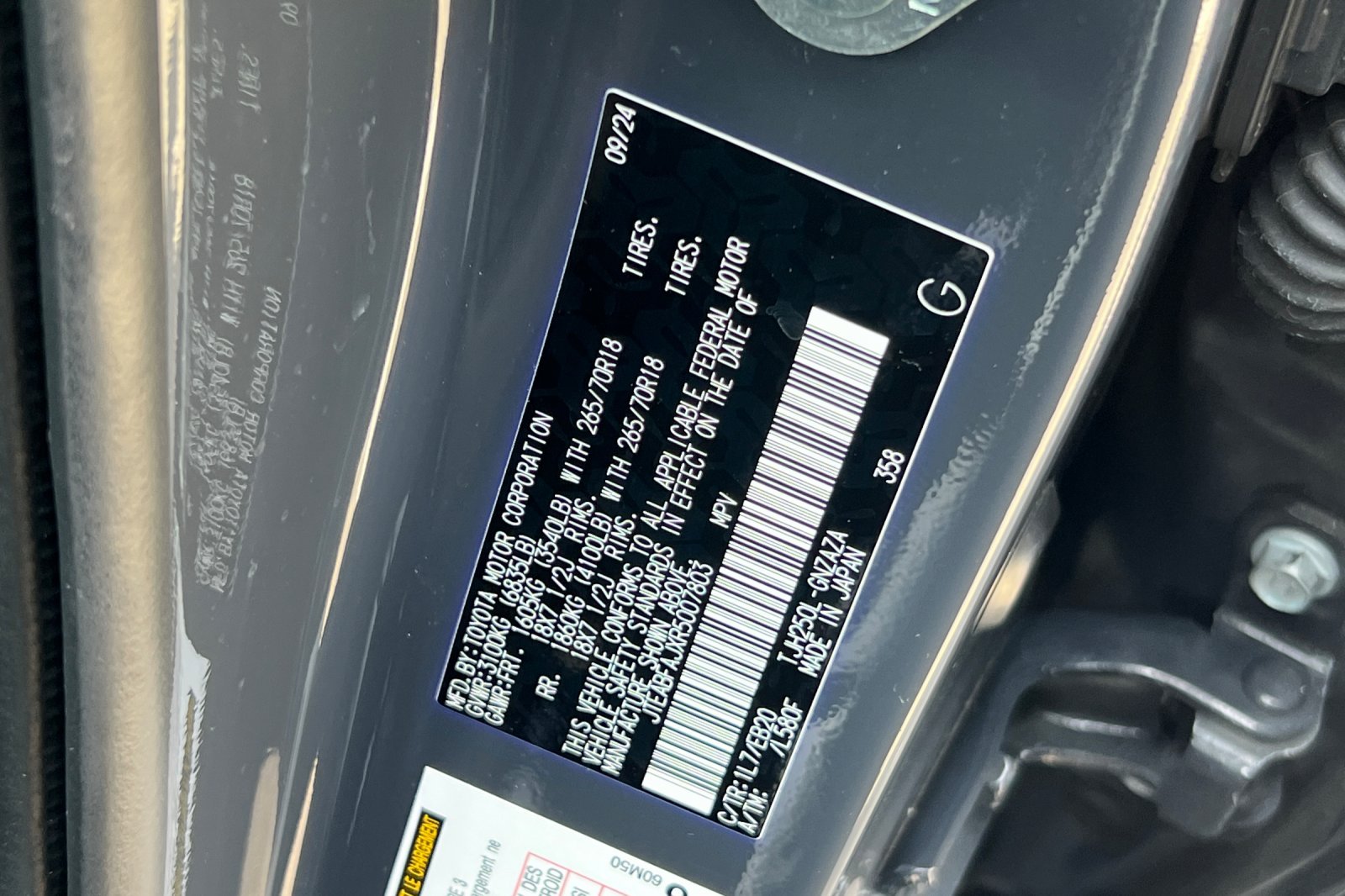 Used 2024 UNDERGROUND Toyota Base image 31