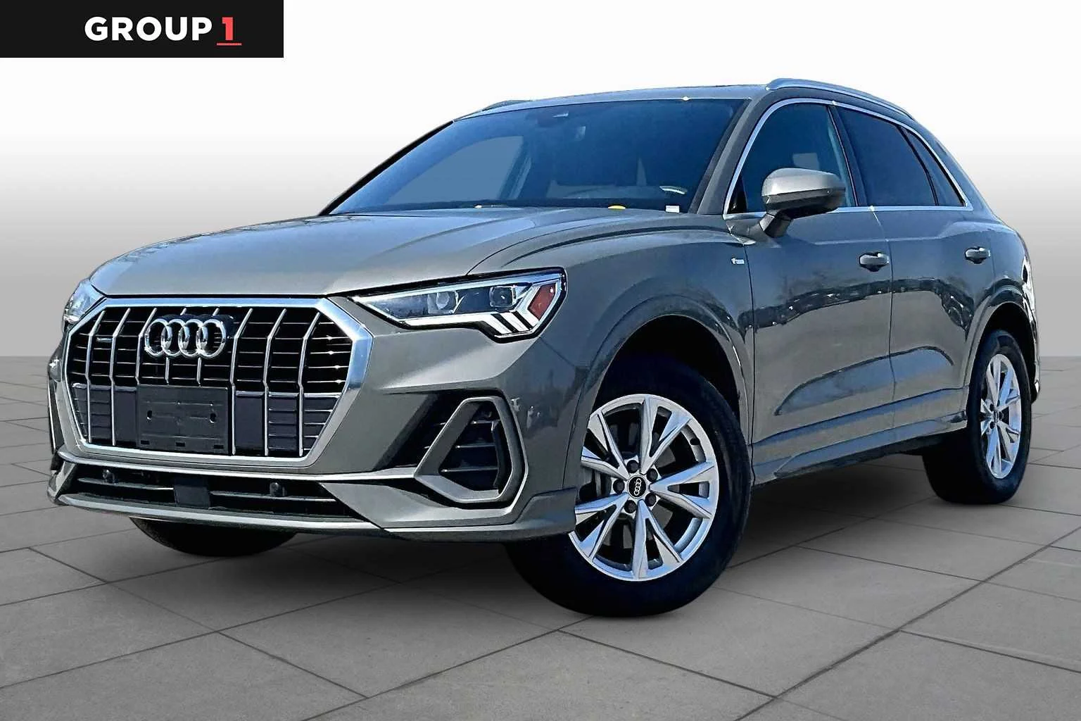 2023 Audi Q3 45 TFSI S Line Premium quattro's photo