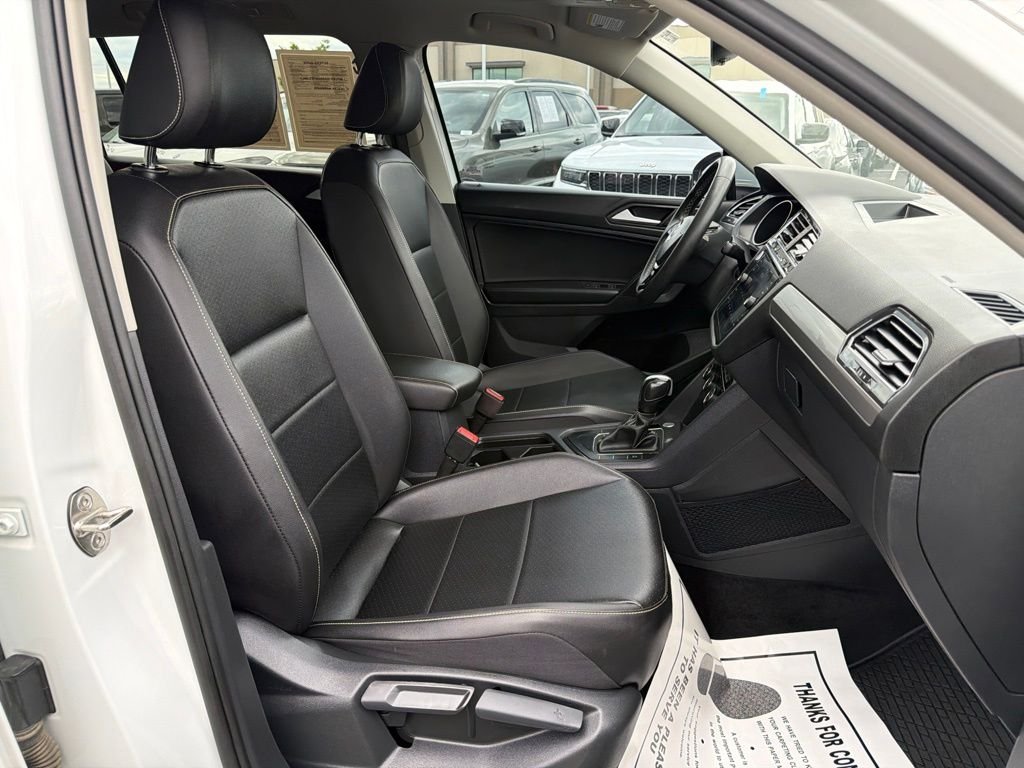 Used 2021 White Volkswagen 2.0T SE image 18