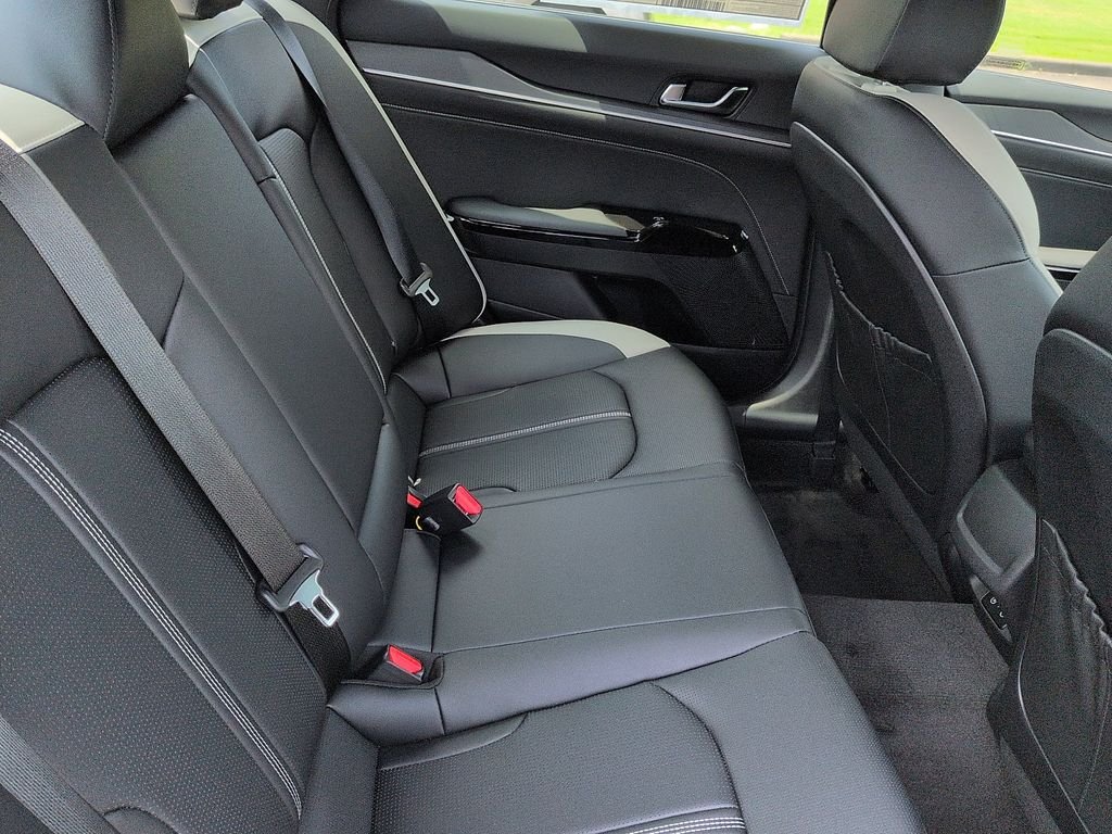 New 2026 Aurora Black Pearl Kia GT-Line AWD image 8