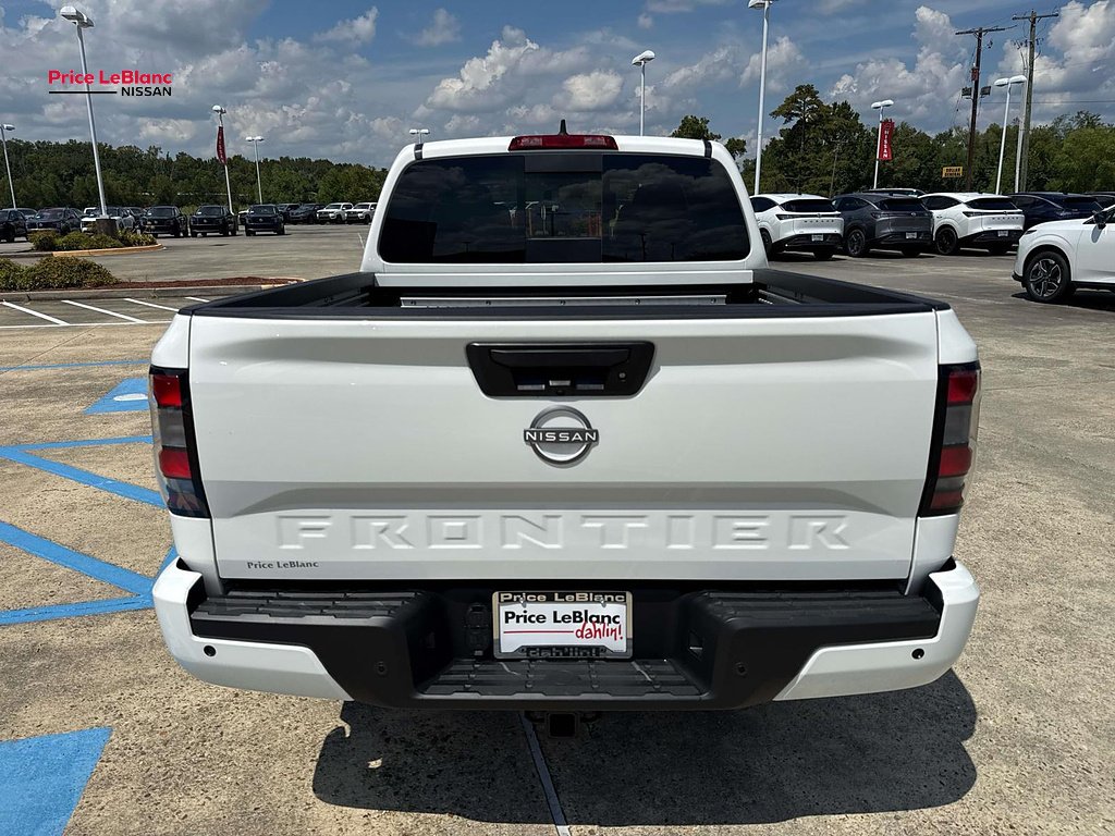 New 2026 Glacier White Nissan Crew Cab SV image 6