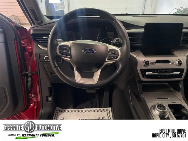 Used 2023 Red Ford XLT image 16