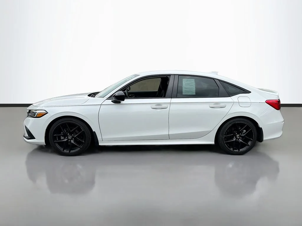 Used 2023 Platinum White Pearl Honda Sport image 9