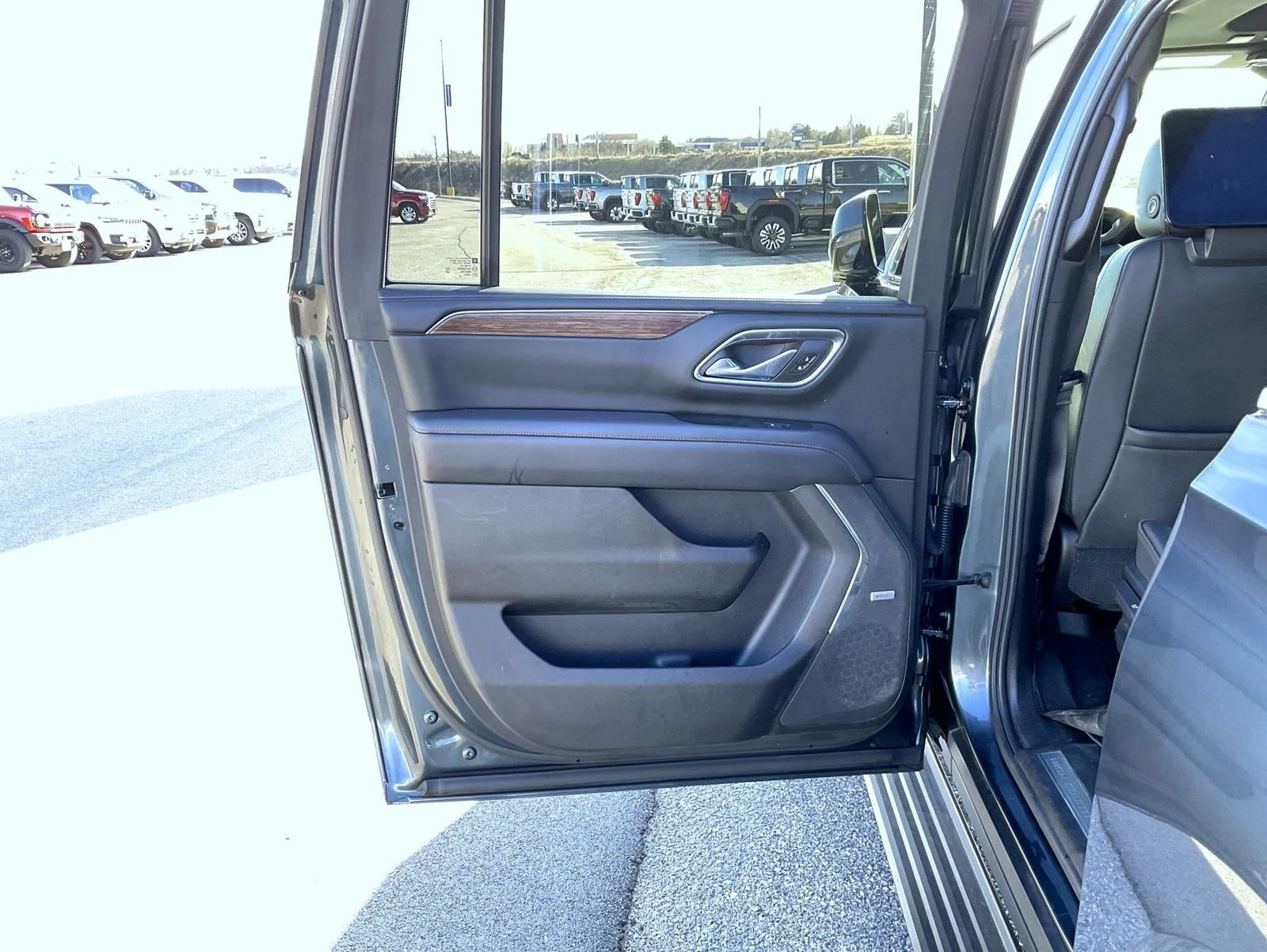 Used 2021 Gray Chevrolet High Country image 22