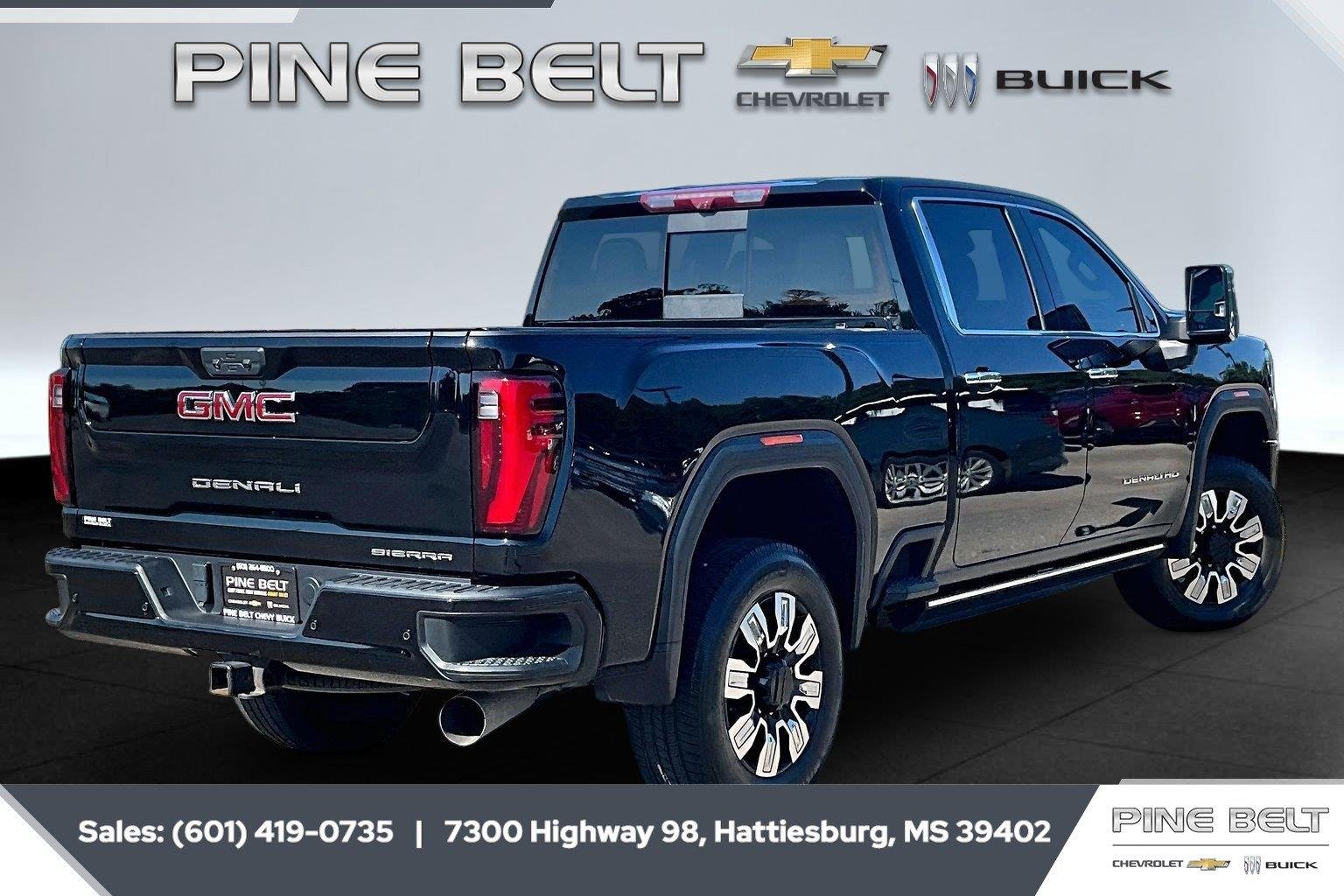 Used 2024 Onyx Black GMC Denali image 12
