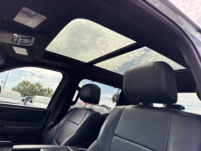 Used 2024  Toyota Platinum image 3
