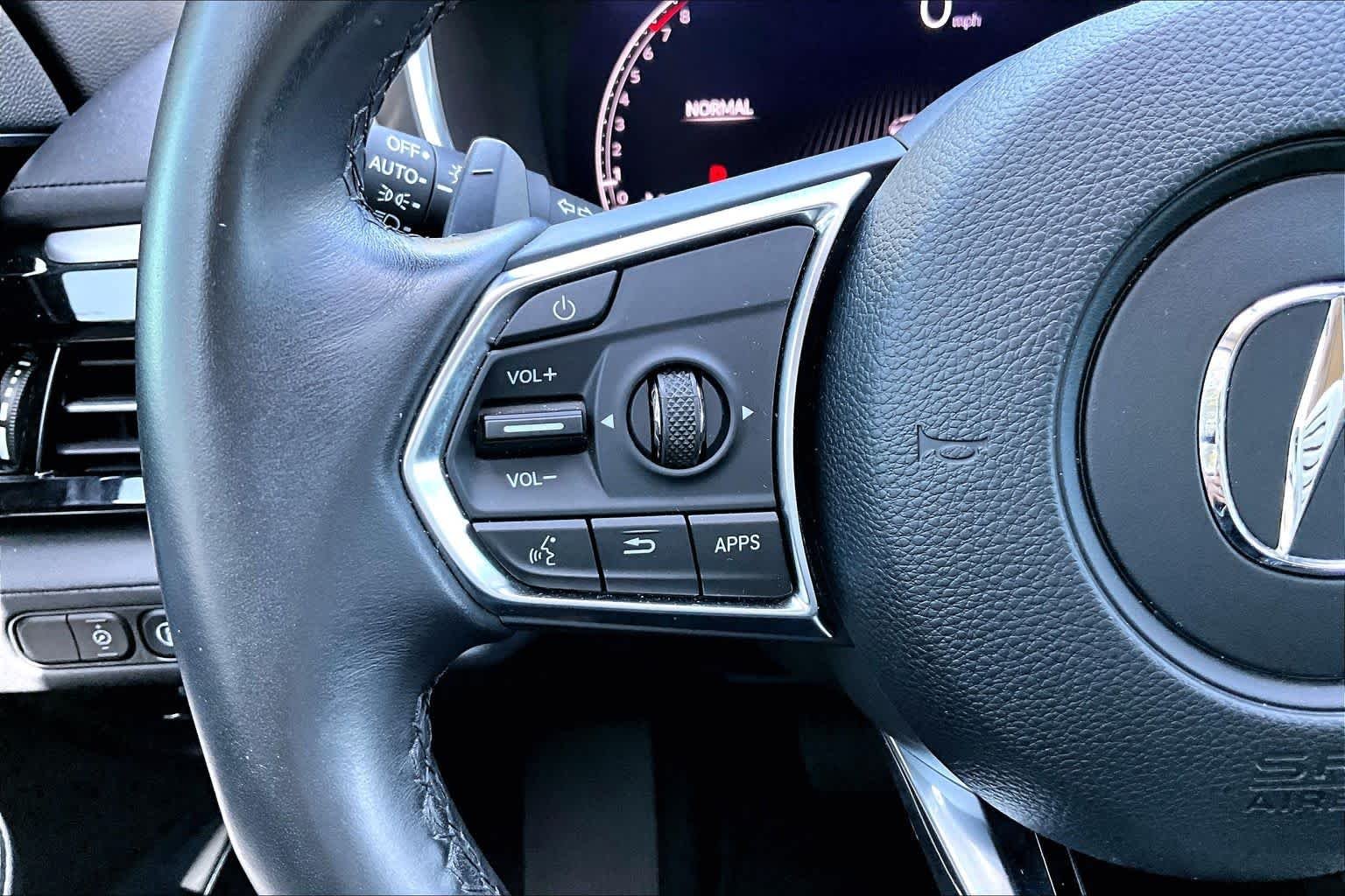 Used 2024 Liquid Carbon Metallic Acura w/Technology Package image 22