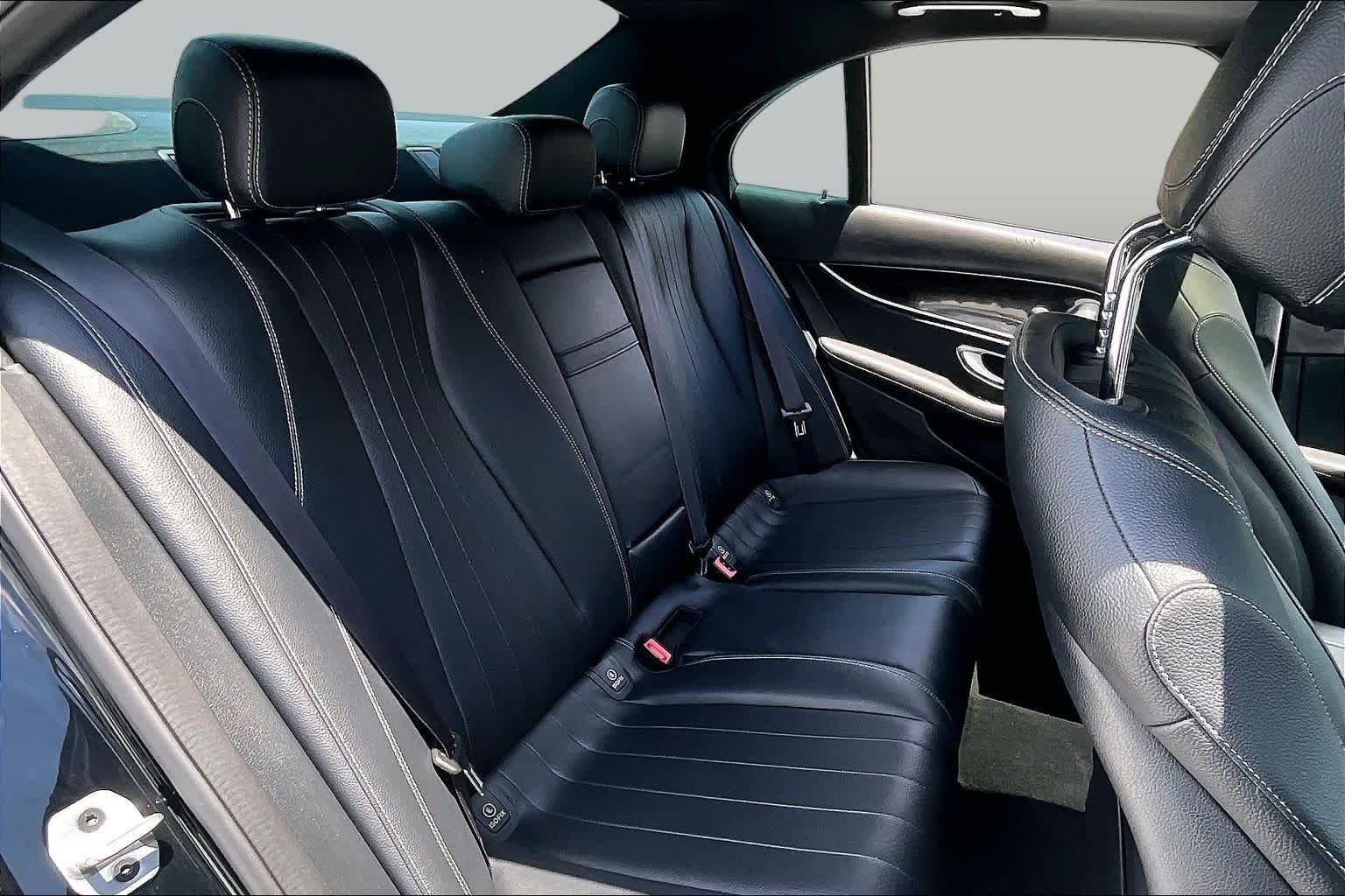 Used 2019 Obsidian Black Metallic Mercedes-Benz E 450 image 20