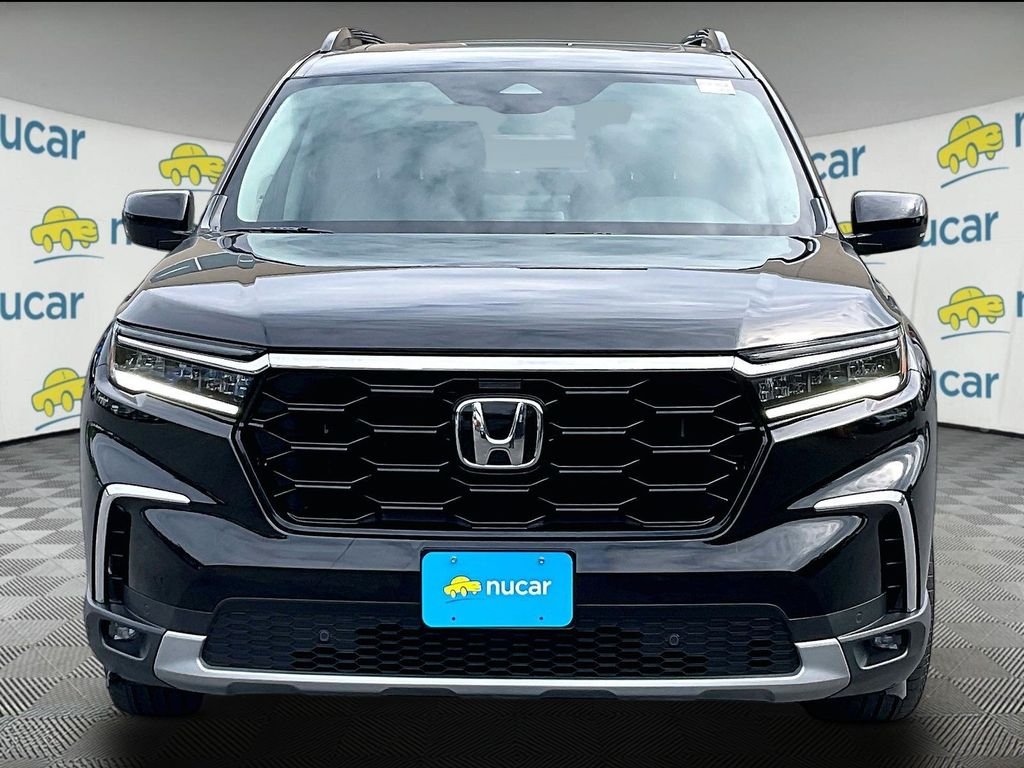 Used 2023 Crystal Black Pearl Honda Touring image 2