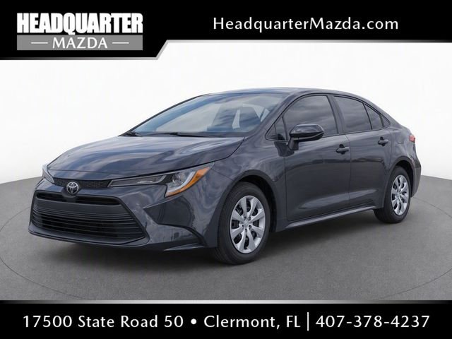 Used 2025  Toyota LE image 1