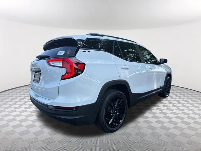 Used 2023 Summit White GMC SLE image 5