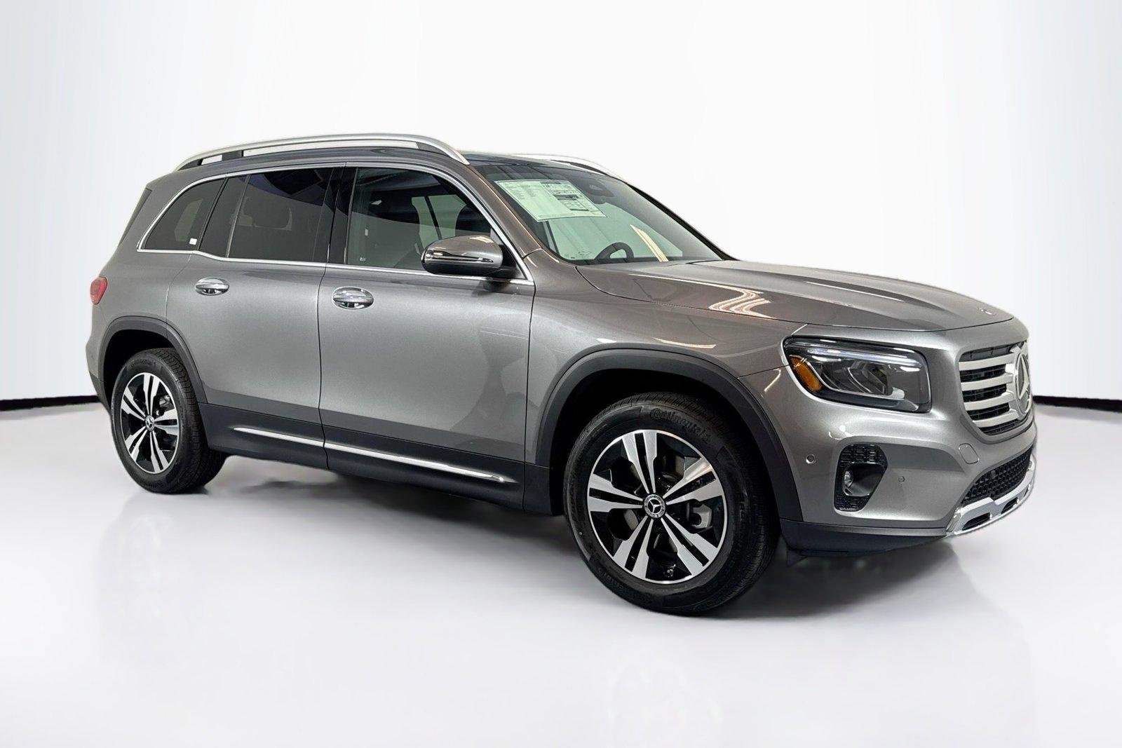 New 2026 Mountain Grey Metallic Mercedes-Benz GLB 250 image 3