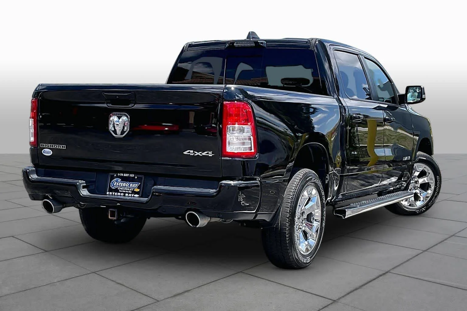 Used 2022 Diamond Black Crystal Pearlcoat Ram Big Horn image 13
