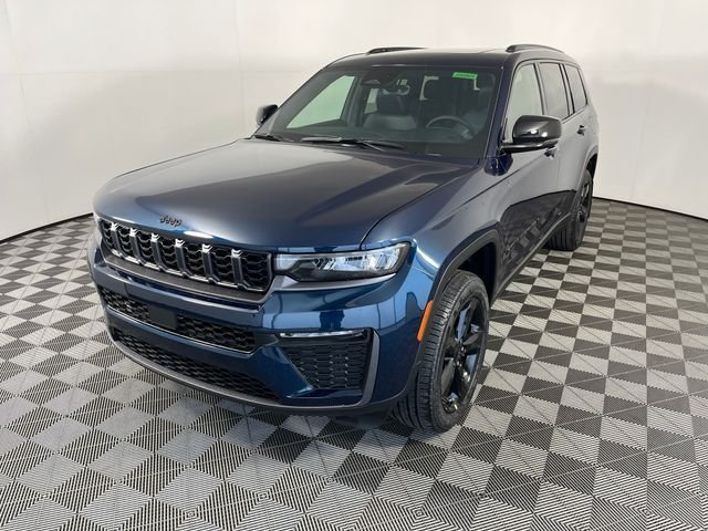 New 2026 Fathom Blue Pearl-Coat Exterior Paint Jeep Limited image 2