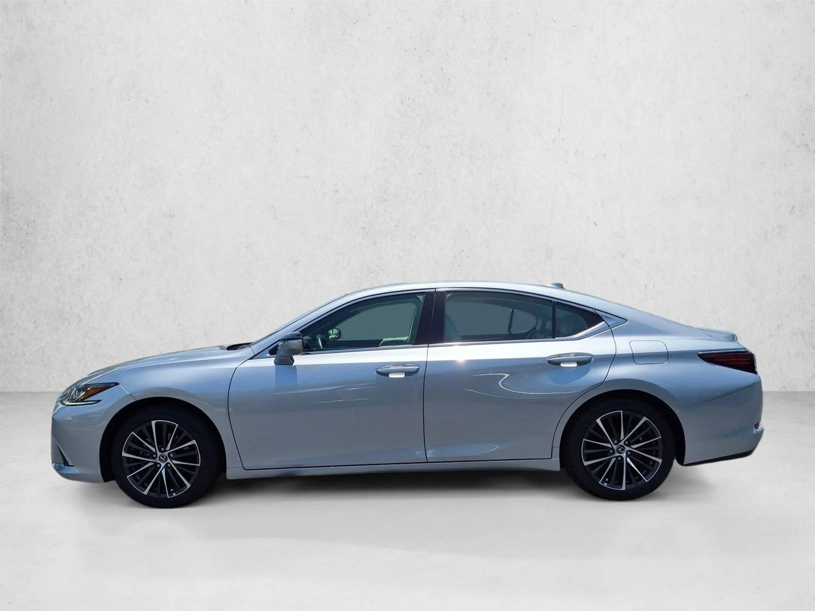 Certified Used 2025 Iridium Lexus ES 350 image 9