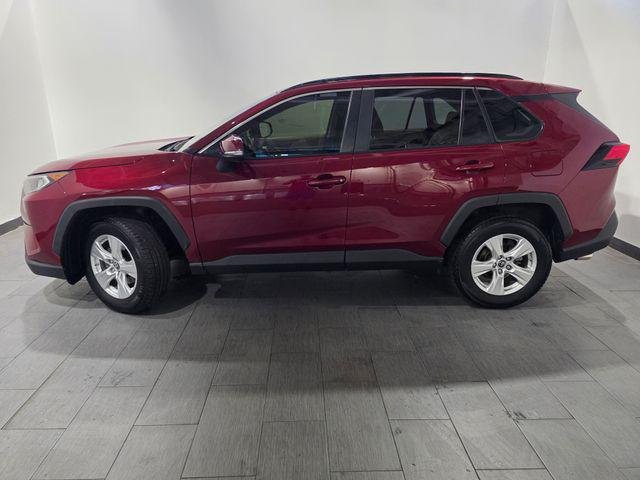 Certified Used 2019 RUBY FLARE PEARL Toyota  image 2