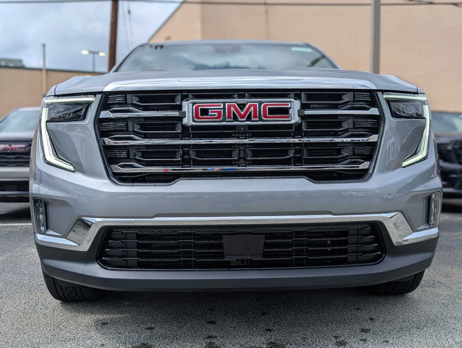 New 2027 Sterling Metallic GMC Elevation image 2