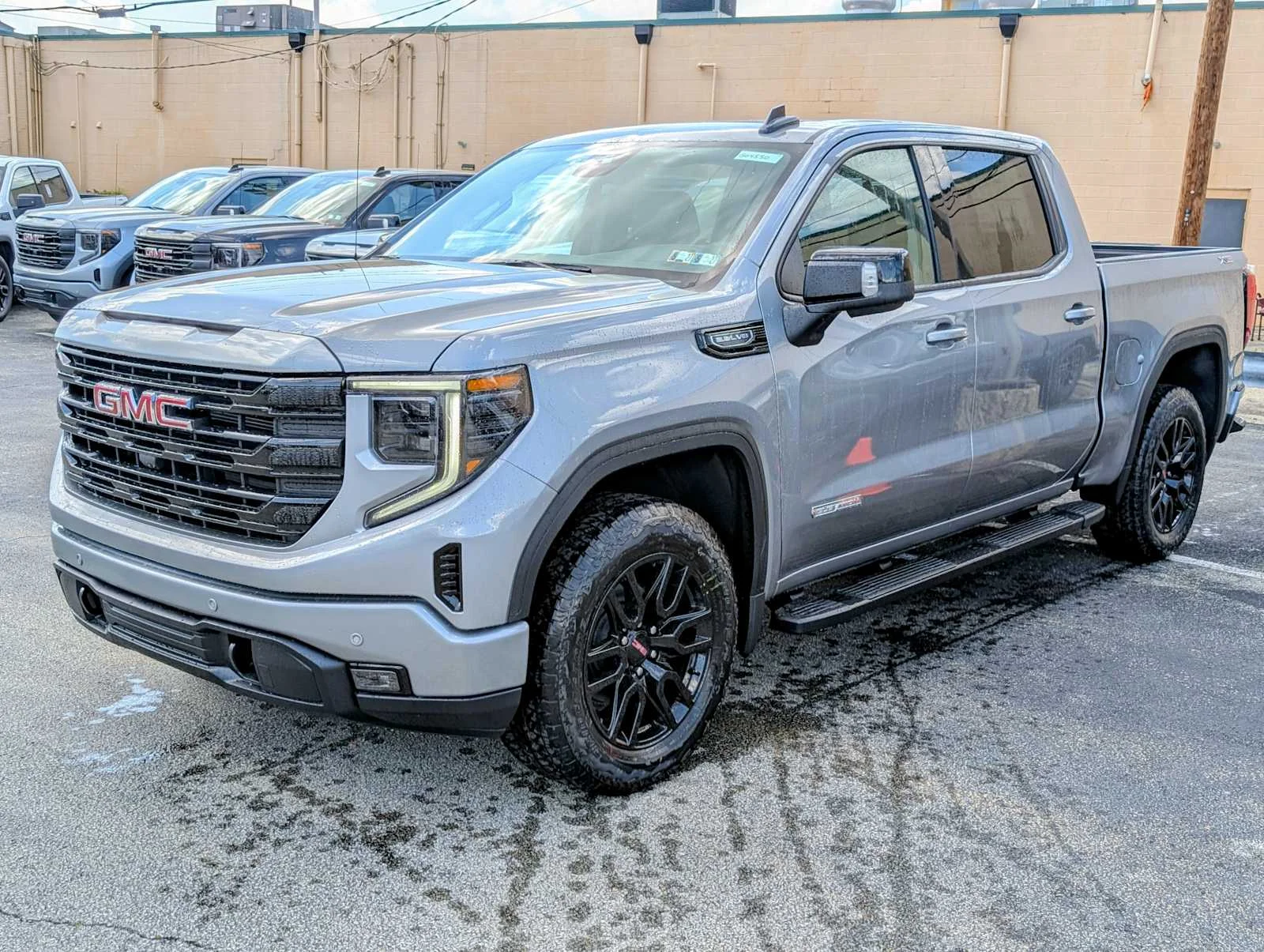 2026 GMC Sierra 1500 Elevation