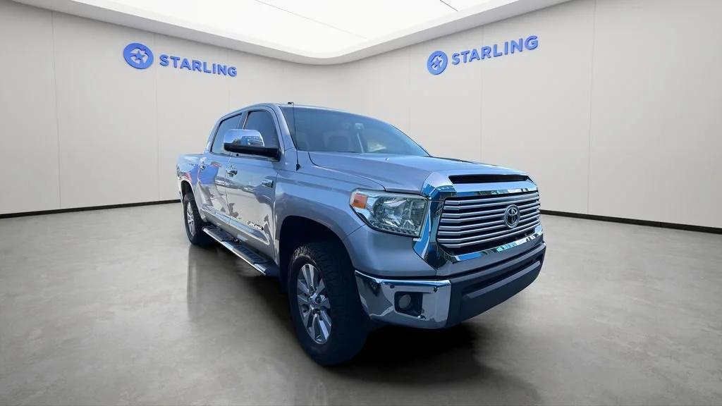 Used 2014  Toyota LTD image 2