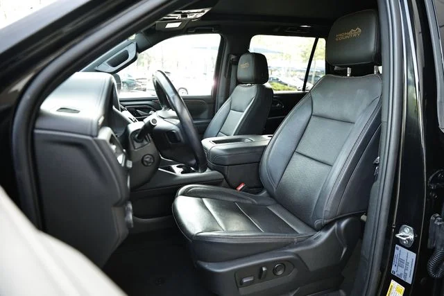 Used 2022 Black Chevrolet High Country image 21