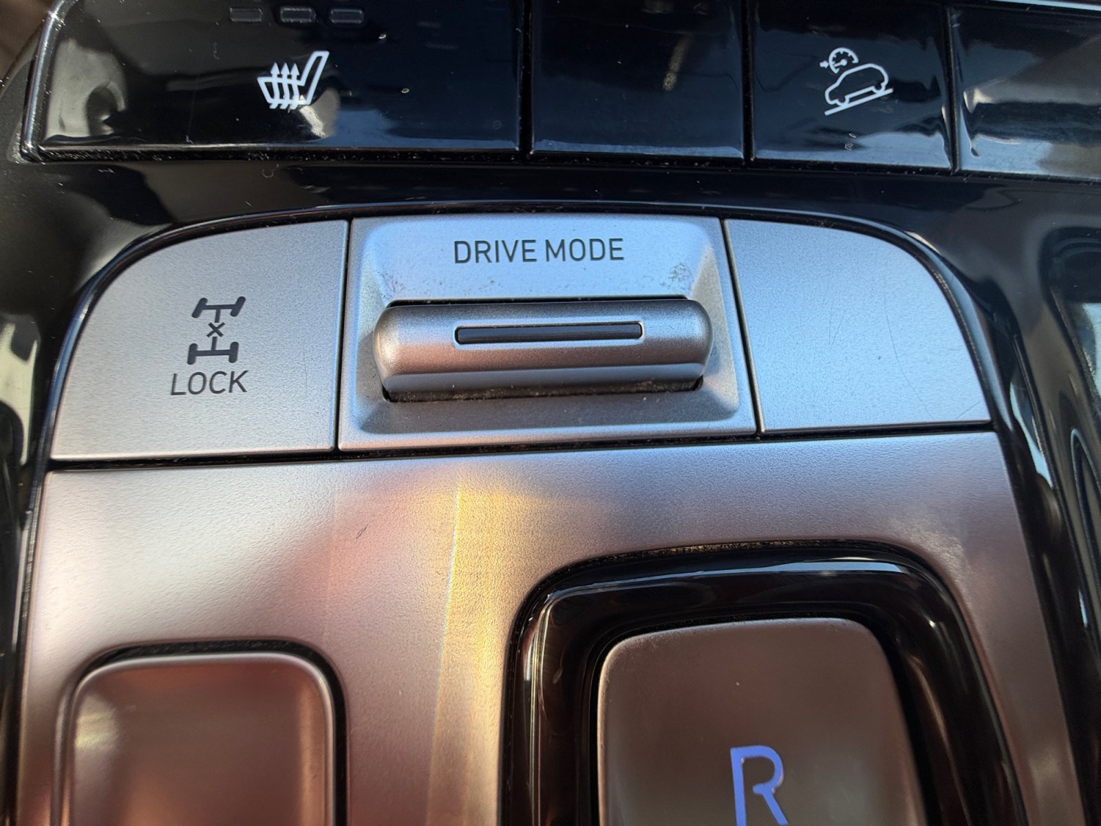 Used 2022 Quartz White Hyundai Blue image 23