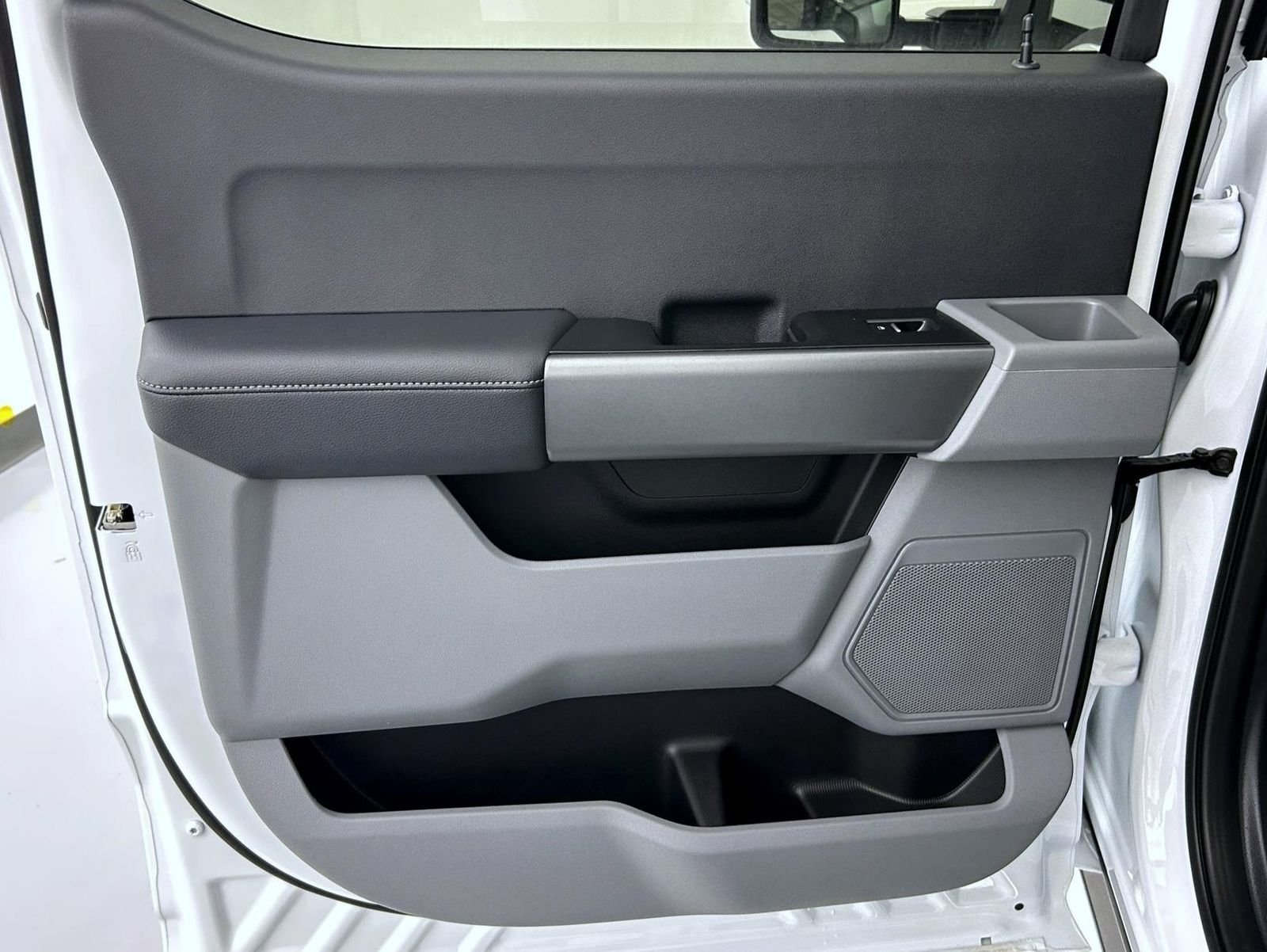 2026 Ford F-350 Super Duty XLT - Photo 20