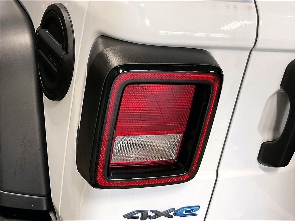 Used 2023 White Jeep Willys 4xe image 33