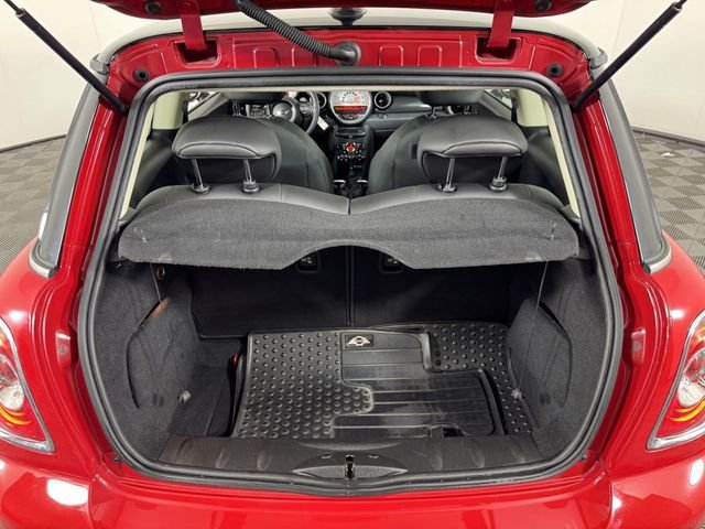 Used 2011 Chili Red MINI Base image 14