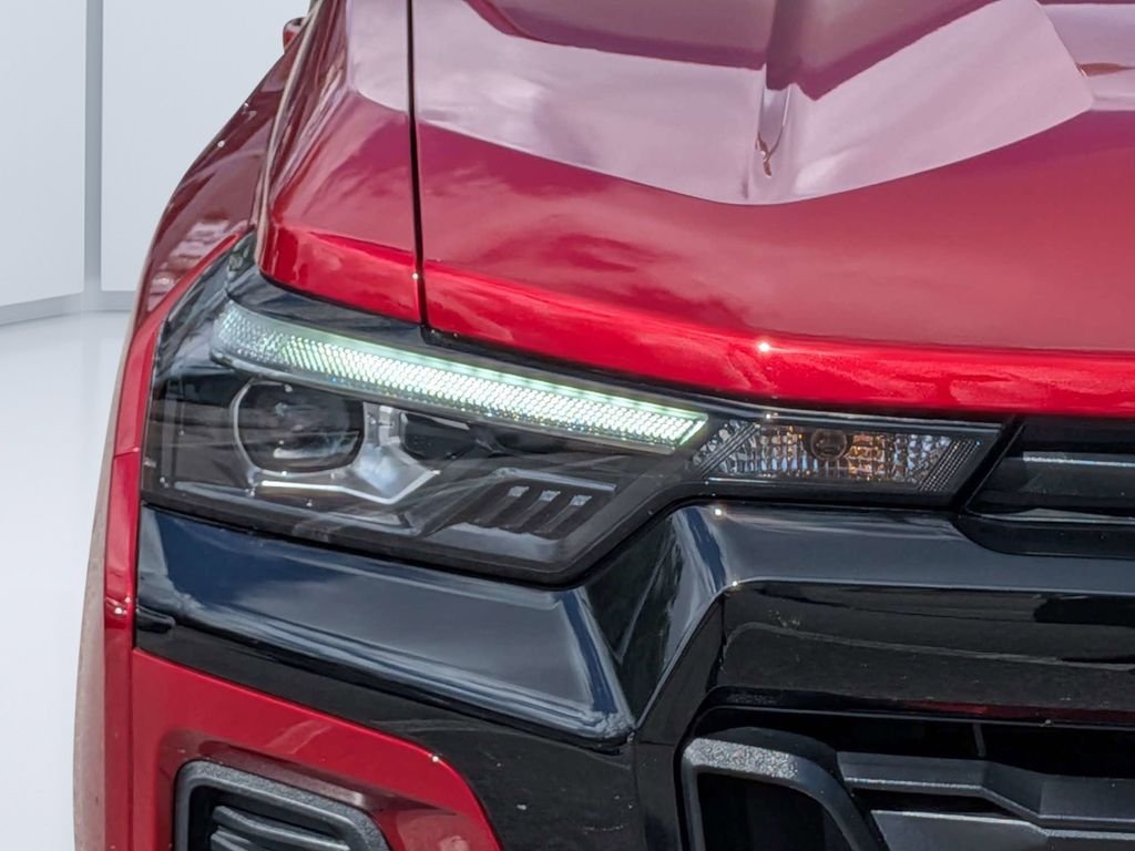 Used 2024 Red Chevrolet Z71 image 8