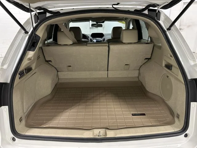 Used 2018 White Diamond Pearl Acura Advance Package image 16