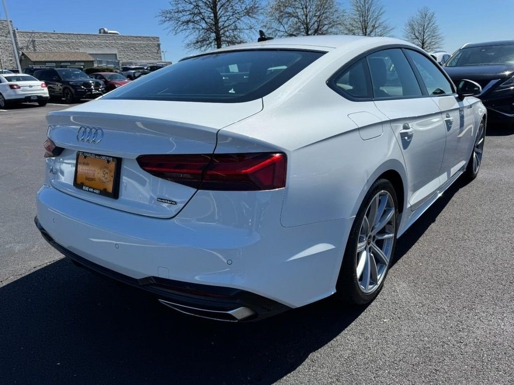 Used 2025  Audi 45 S line Premium image 3