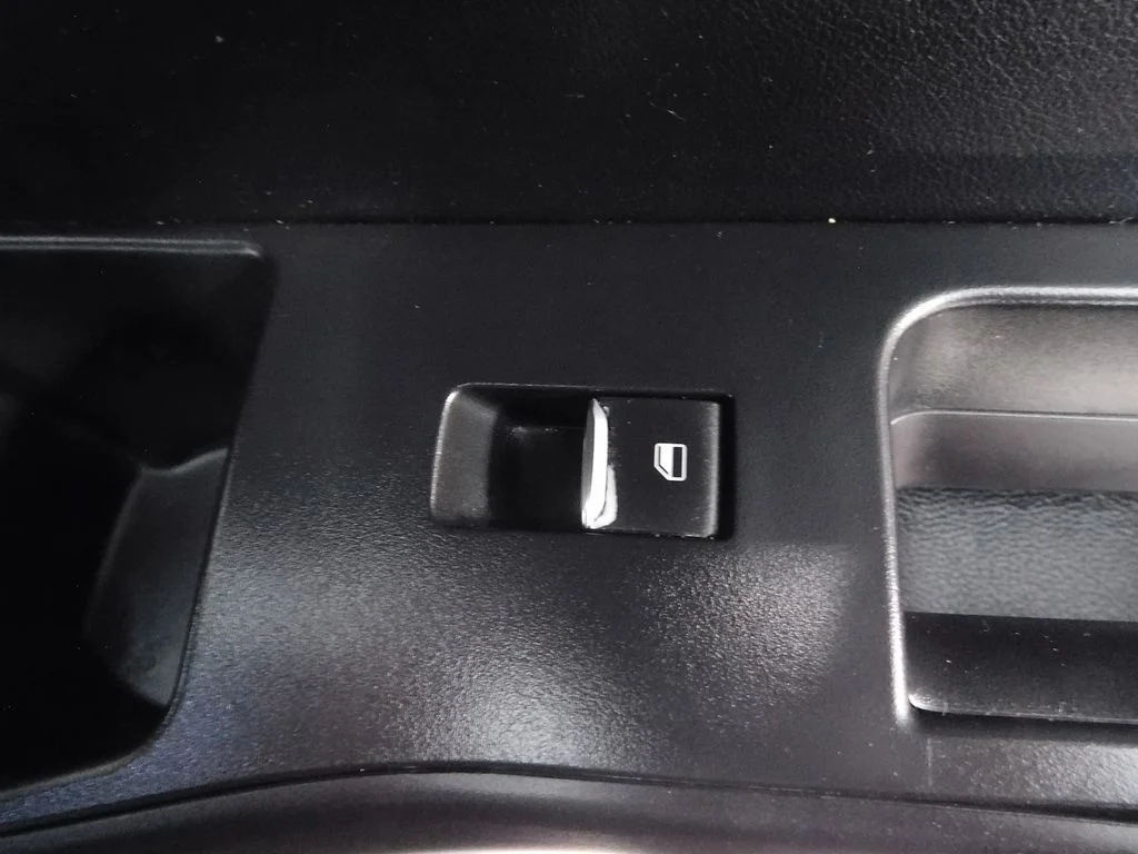 Used 2020 Agate Black Metallic Ford XLT image 41