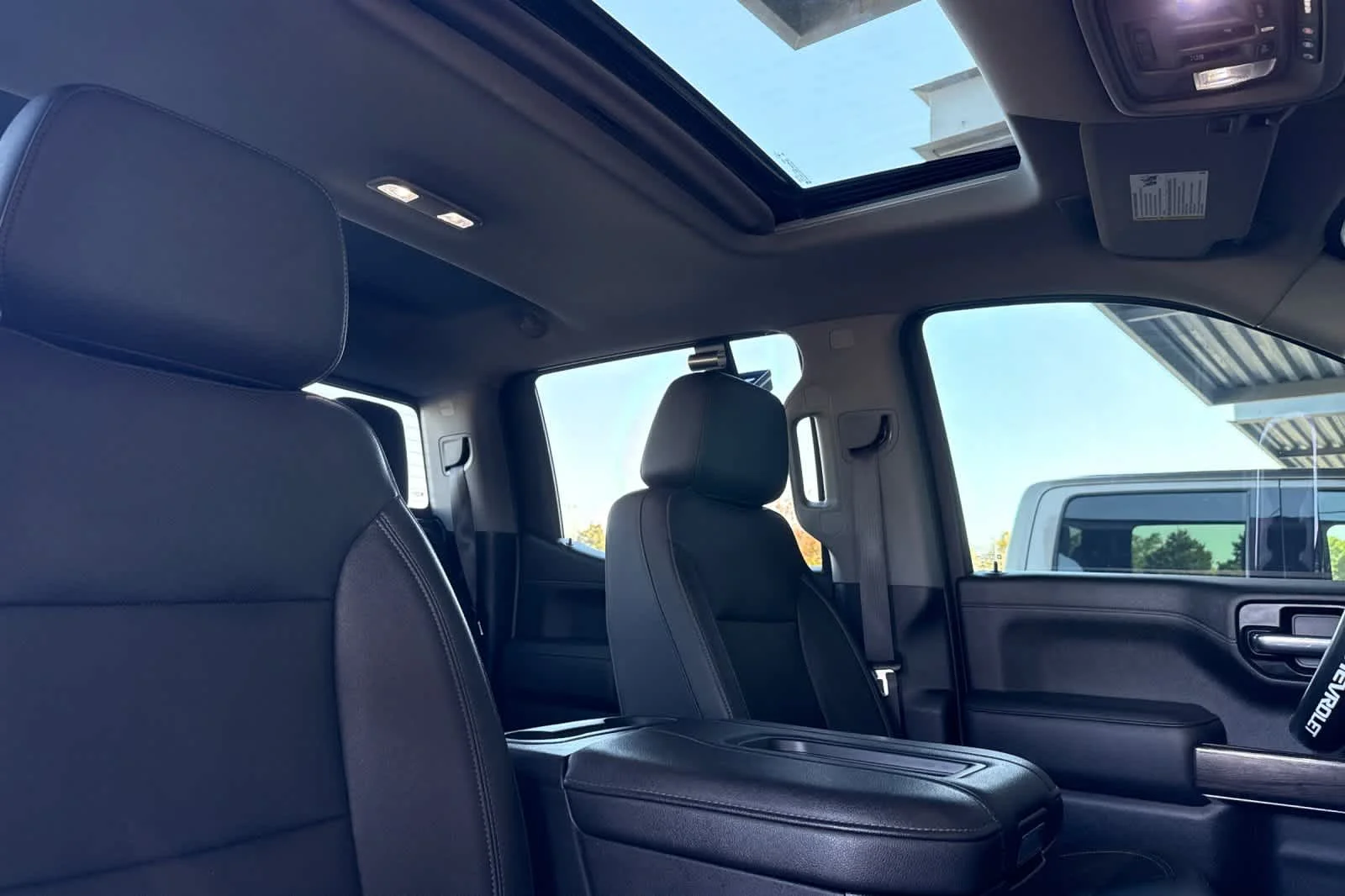 Used 2021 Summit White Chevrolet LTZ image 16
