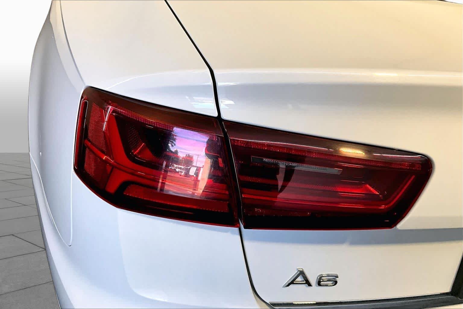 Used 2016 Glacier White Metallic Audi 3.0T Premium Plus image 27