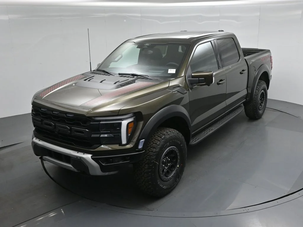 New 2026 Shelter Green Ford Raptor image 38