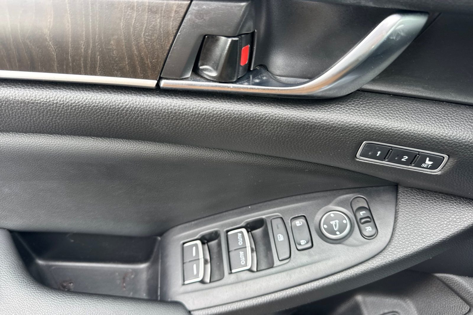 Used 2022 Gray Honda Touring image 11