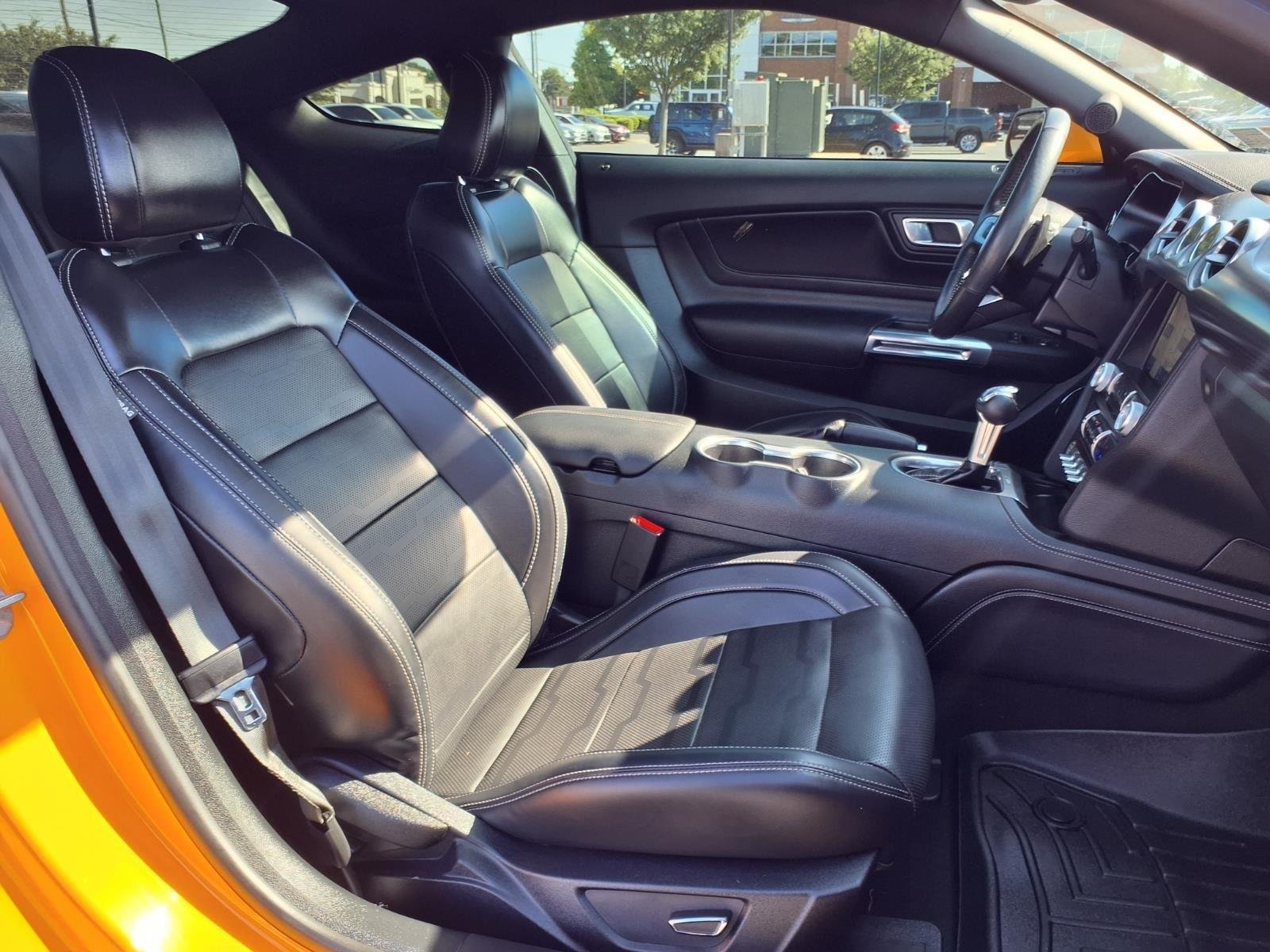 Used 2019 Orange Fury Metallic Tri-Coat Ford GT Premium image 20