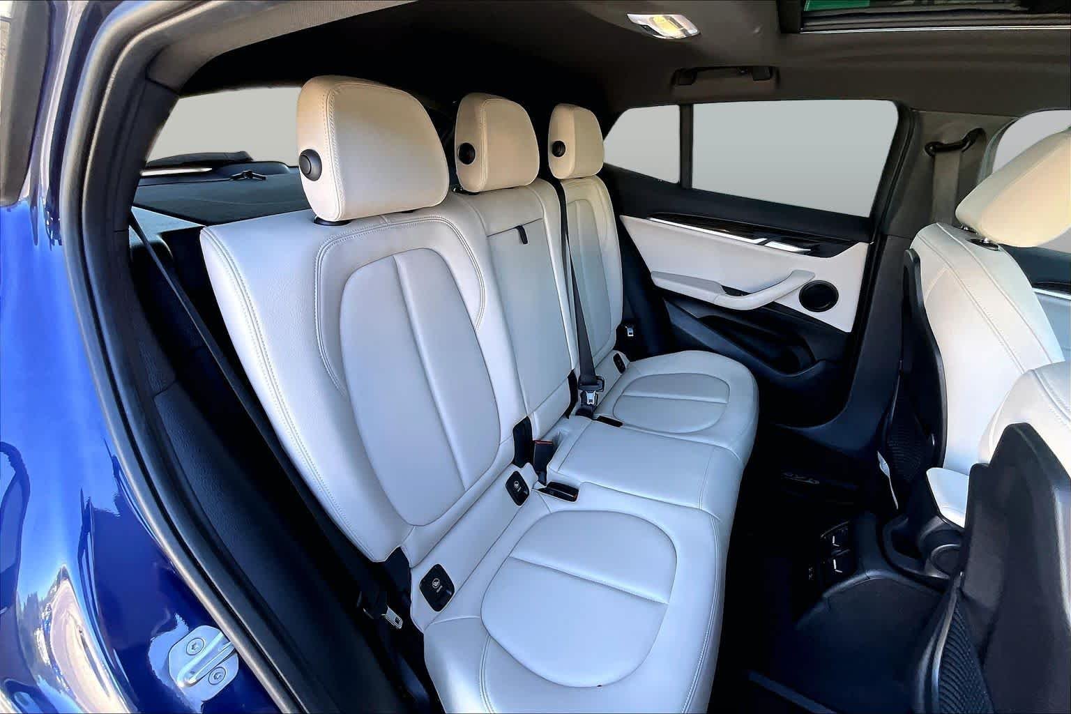 Used 2019 Mediterranean Blue Metallic BMW xDrive28i image 20