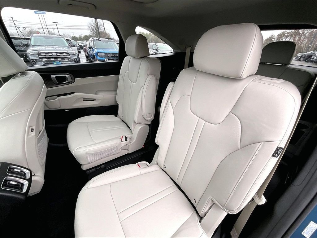 New 2026 Mineral Blue Kia EX image 14