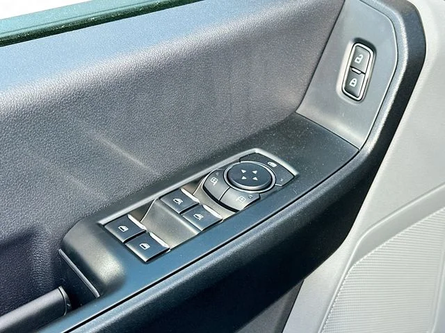 New 2026 Oxford White Ford XL image 11
