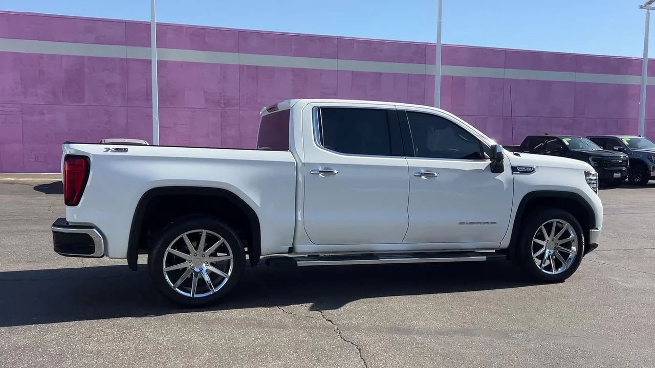 Used 2022 Summit White GMC SLT image 57