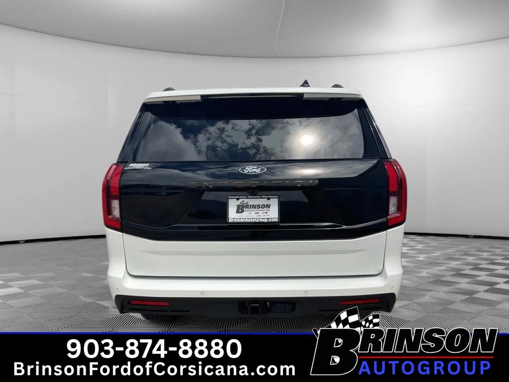 New 2027 Star White Metallic Tri-Coat Ford Tremor® image 4