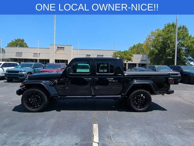 Used 2024 Black Jeep Nighthawk image 2
