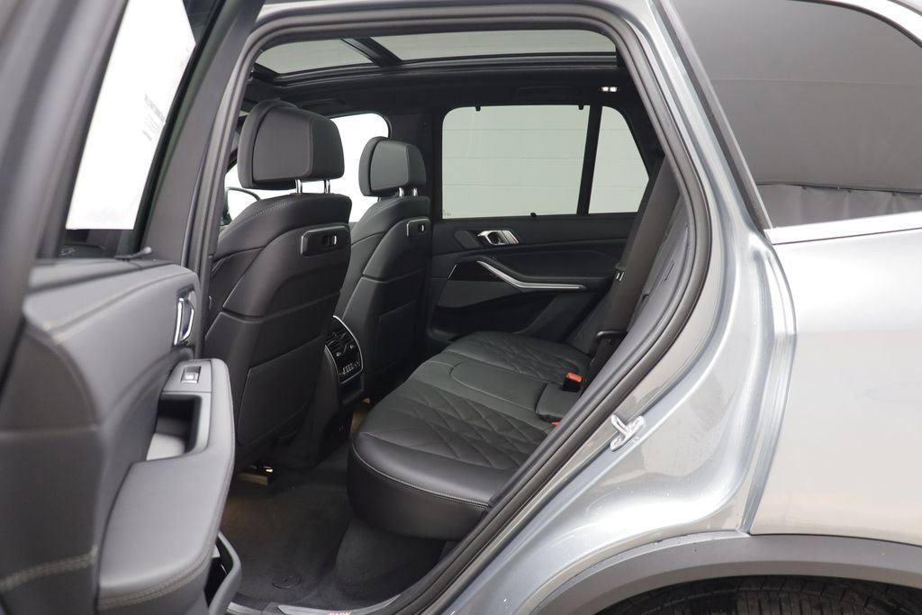 New 2026 Gray Metallic BMW xDrive50e image 15