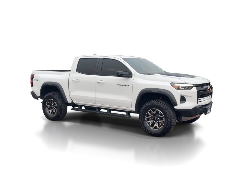 Used 2025 Summit White Chevrolet ZR2 image 2